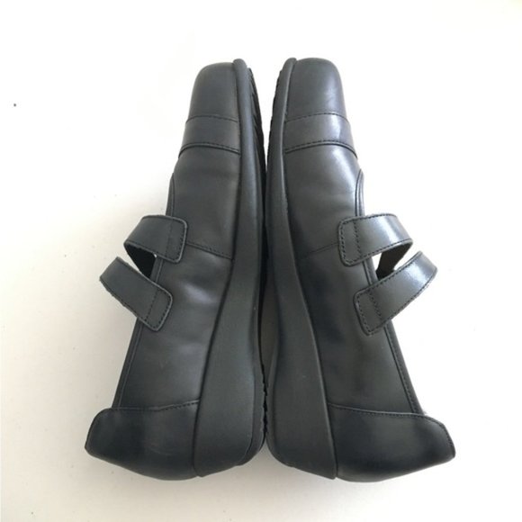 Ziera Xray Leather Mary Jane Comfort Shoes - Picture 6 of 10